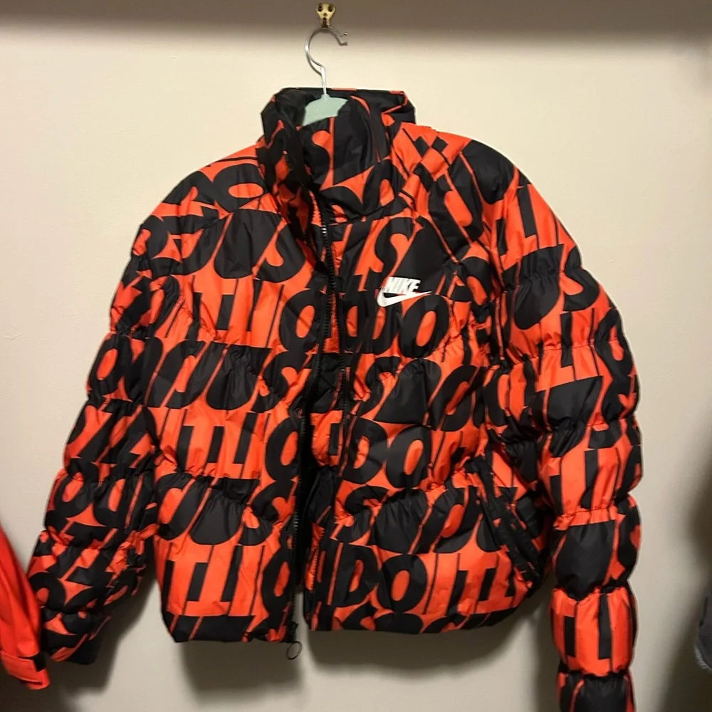 Nike Vibrant Orange and Black Jacket - Picture 2 of 5